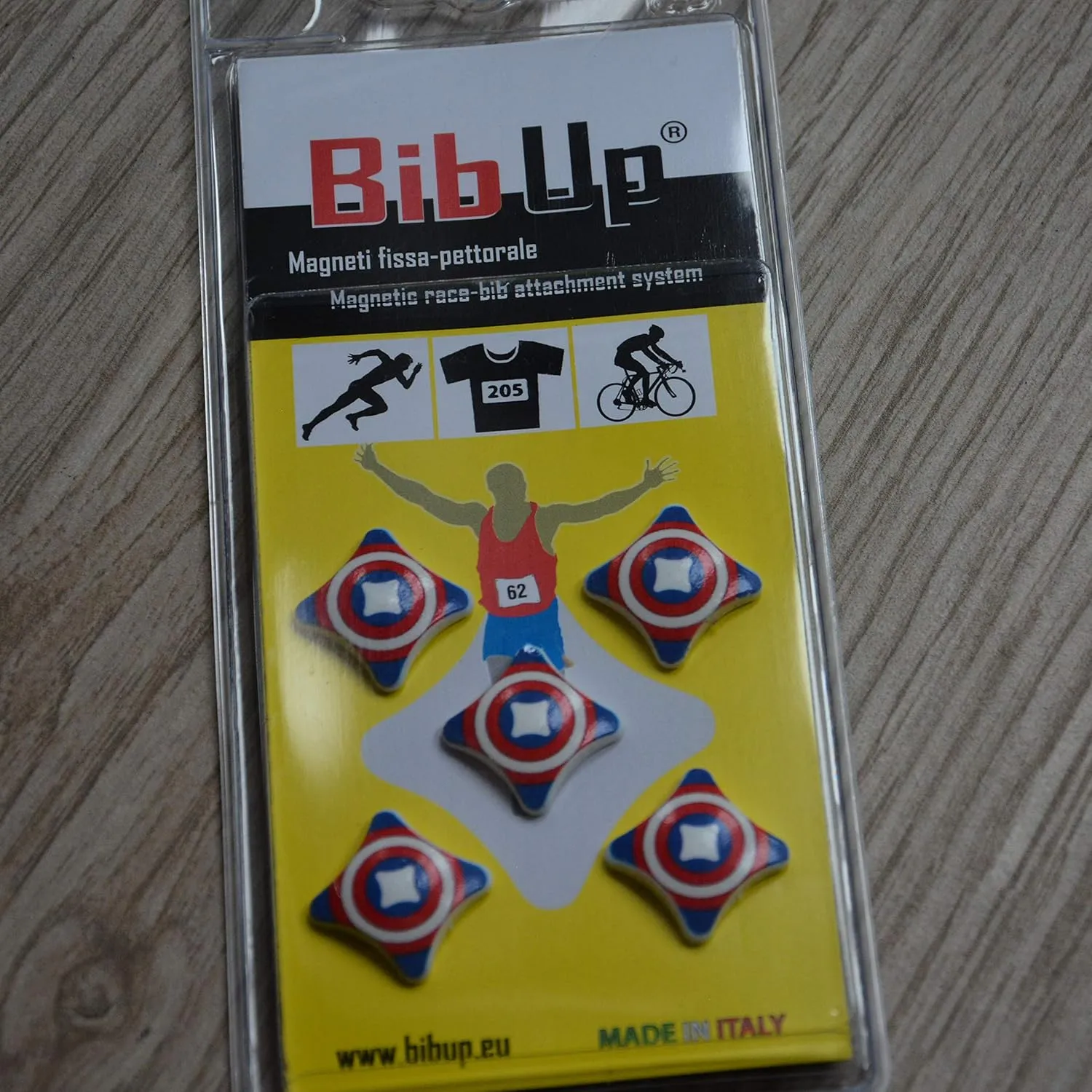 Magnetic RaceBib Fixing System