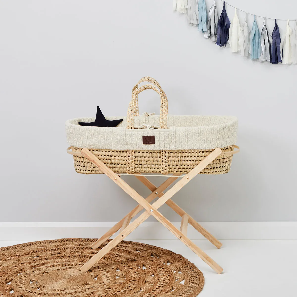 Organic Knitted Moses Basket Set inc Natural mattress - New Edition
